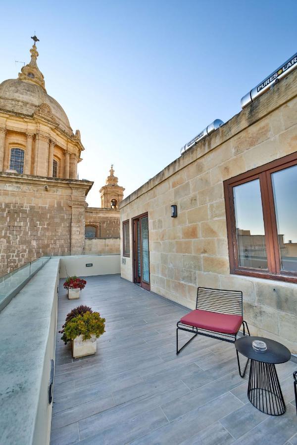 Quaint Boutique Hotel 2*